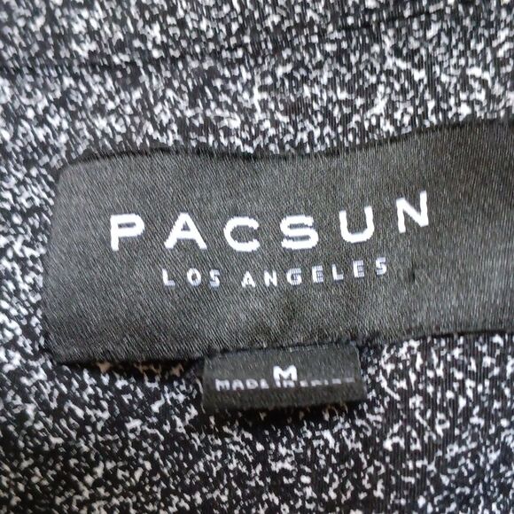 PacSun Black Casual Button Down Shirt - Picture 2 of 5